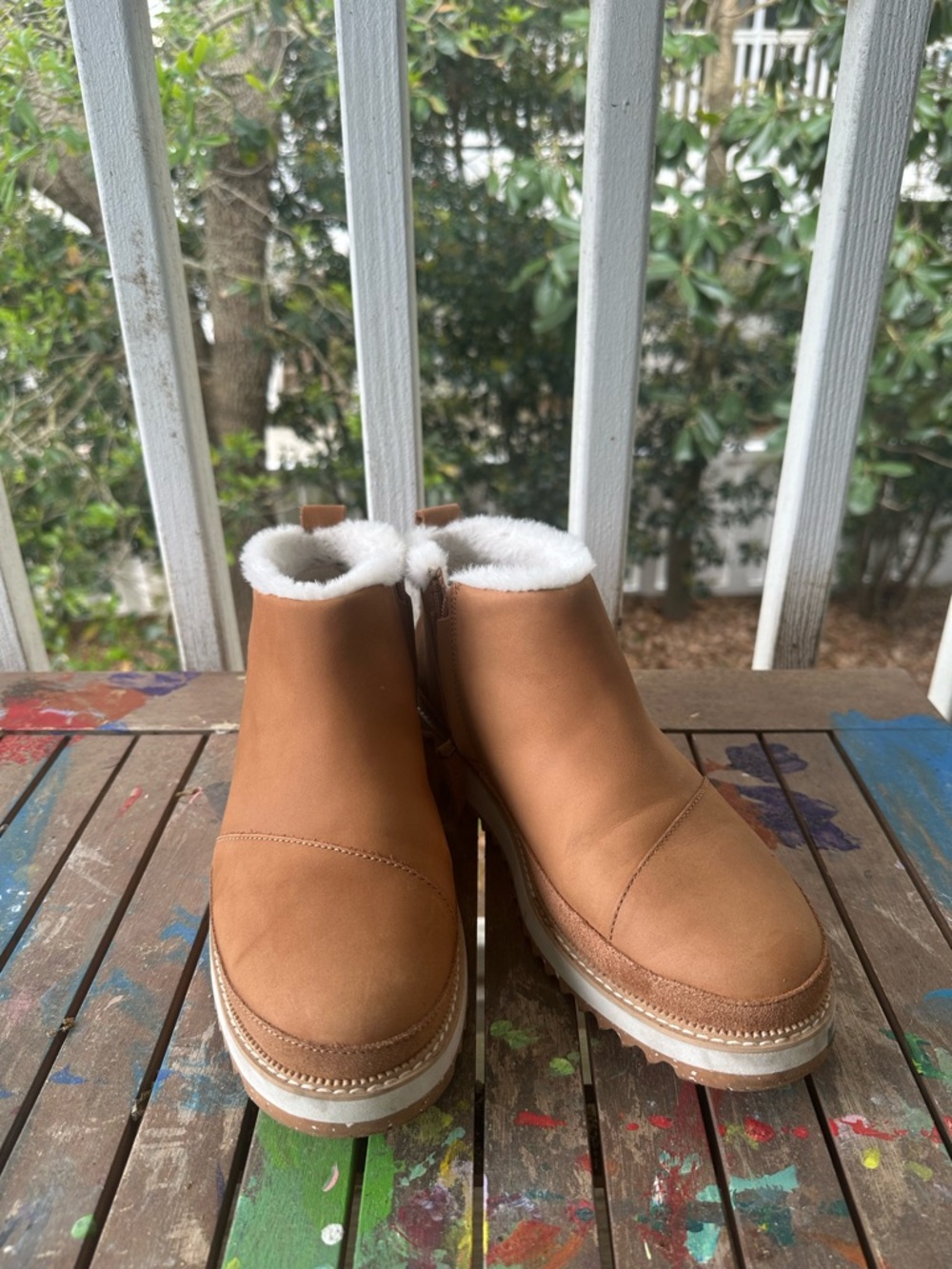 Toms Marlo Water Resistant Leather Ankle Boot - Picture 6 of 6